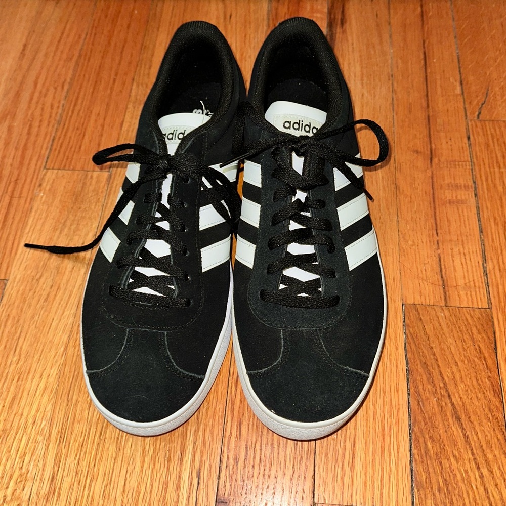 Adidas Sneakers!
